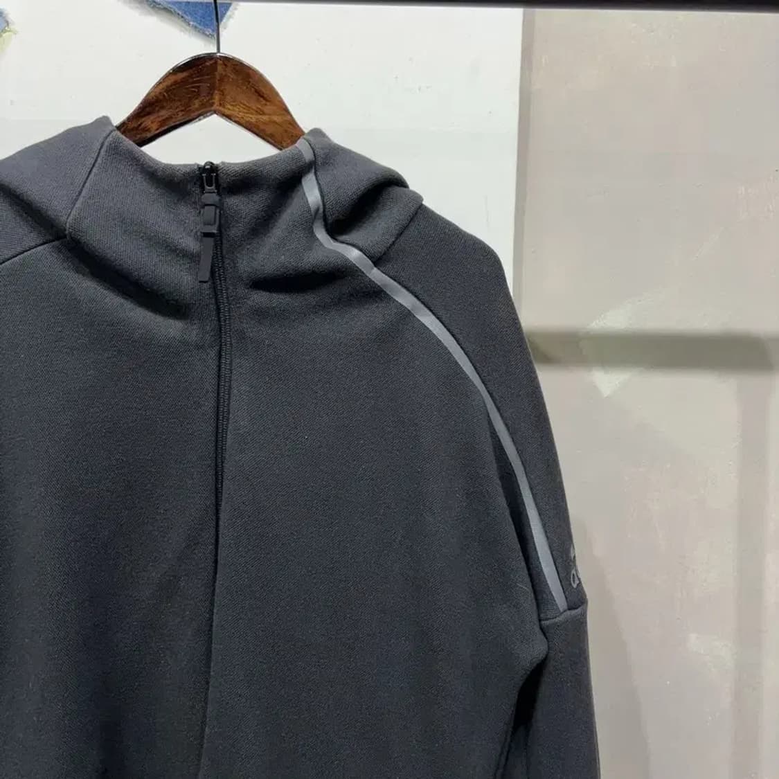 (110) 아디다스 스포츠 테크팩 후드집업 자켓 상품이미지3