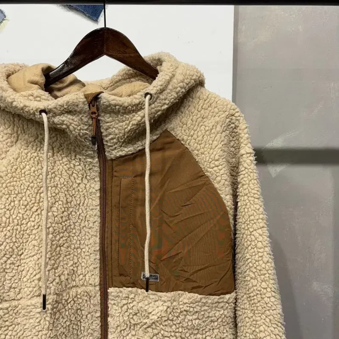 (105) 후아유 캐주얼 골든베어 양털 뽀글이 후리스 후드집업 자켓 상품이미지3