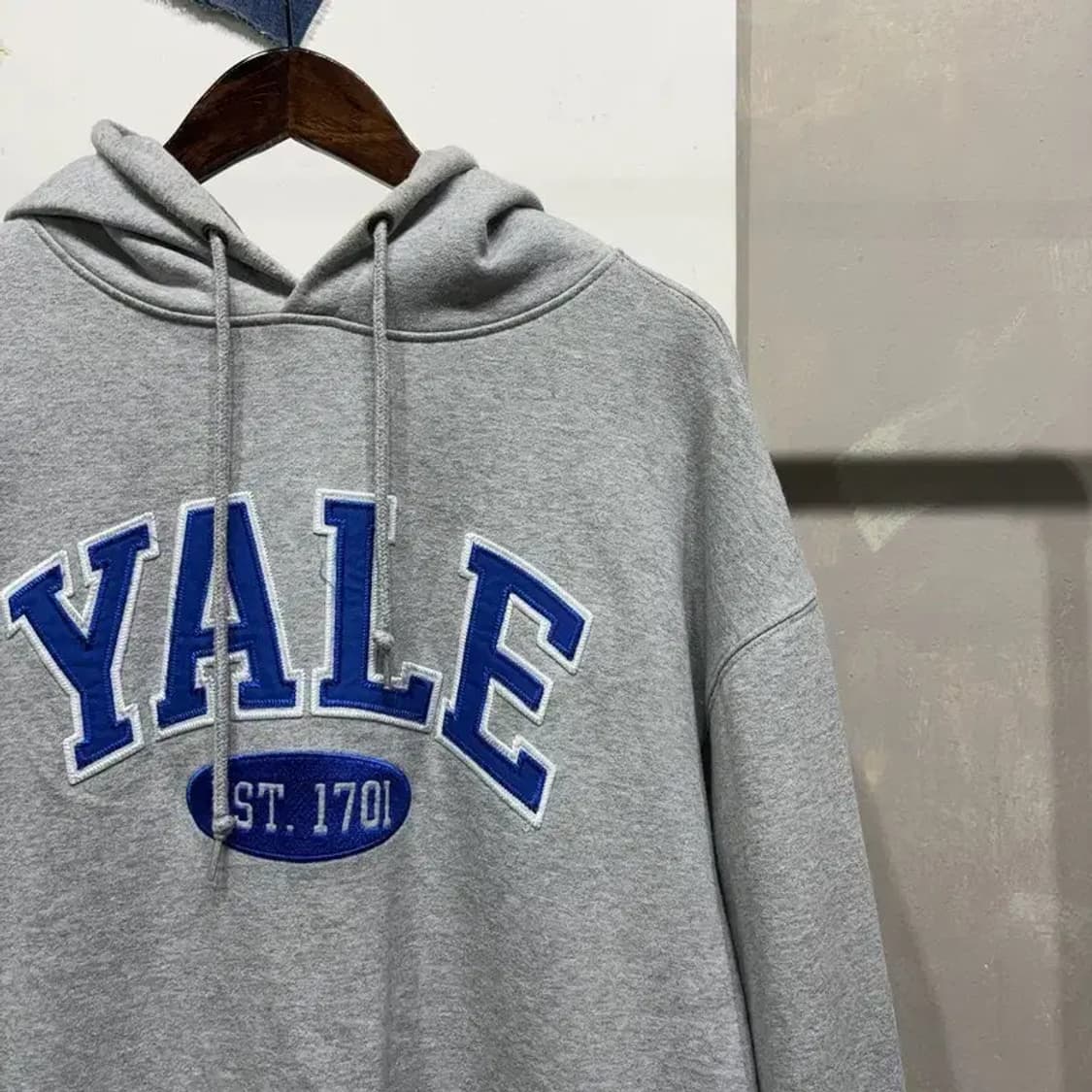(105) 예일 캐주얼 스트릿 자수 후드티 상품이미지3
