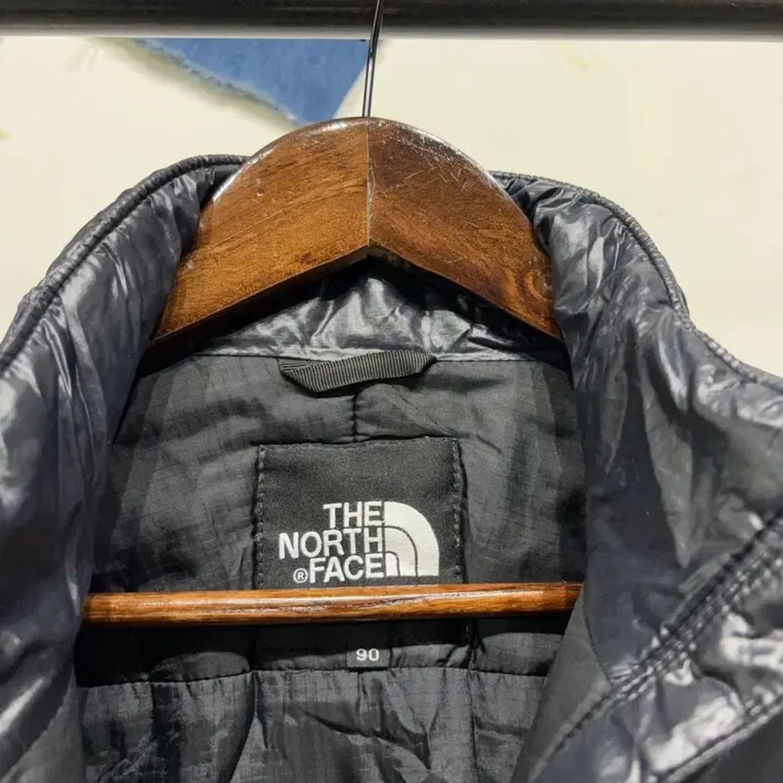 (90) 노스페이스 여성 등산 아웃도어 경량패딩 자켓 상품이미지2