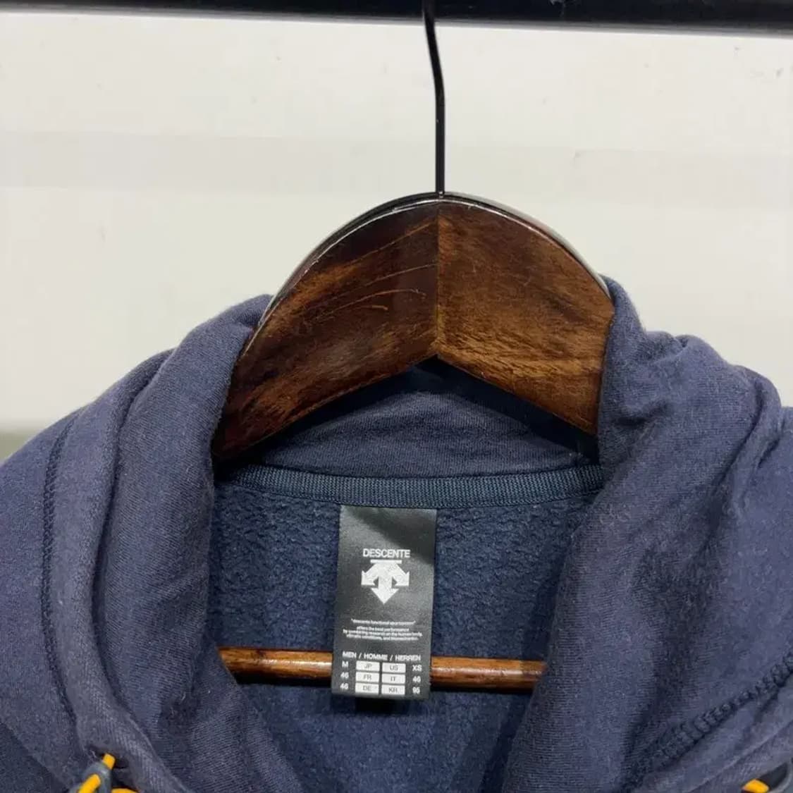 (100) 데상트 운동 스포츠 프린팅 후드집업 자켓 상품이미지2