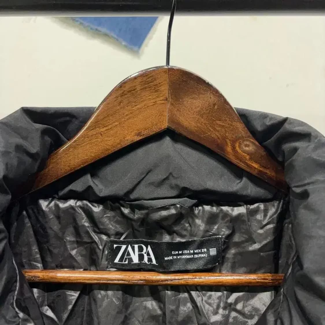 (95) 자라 ZARA 캐주얼 클래식 다운 후드 롱패딩 상품이미지2