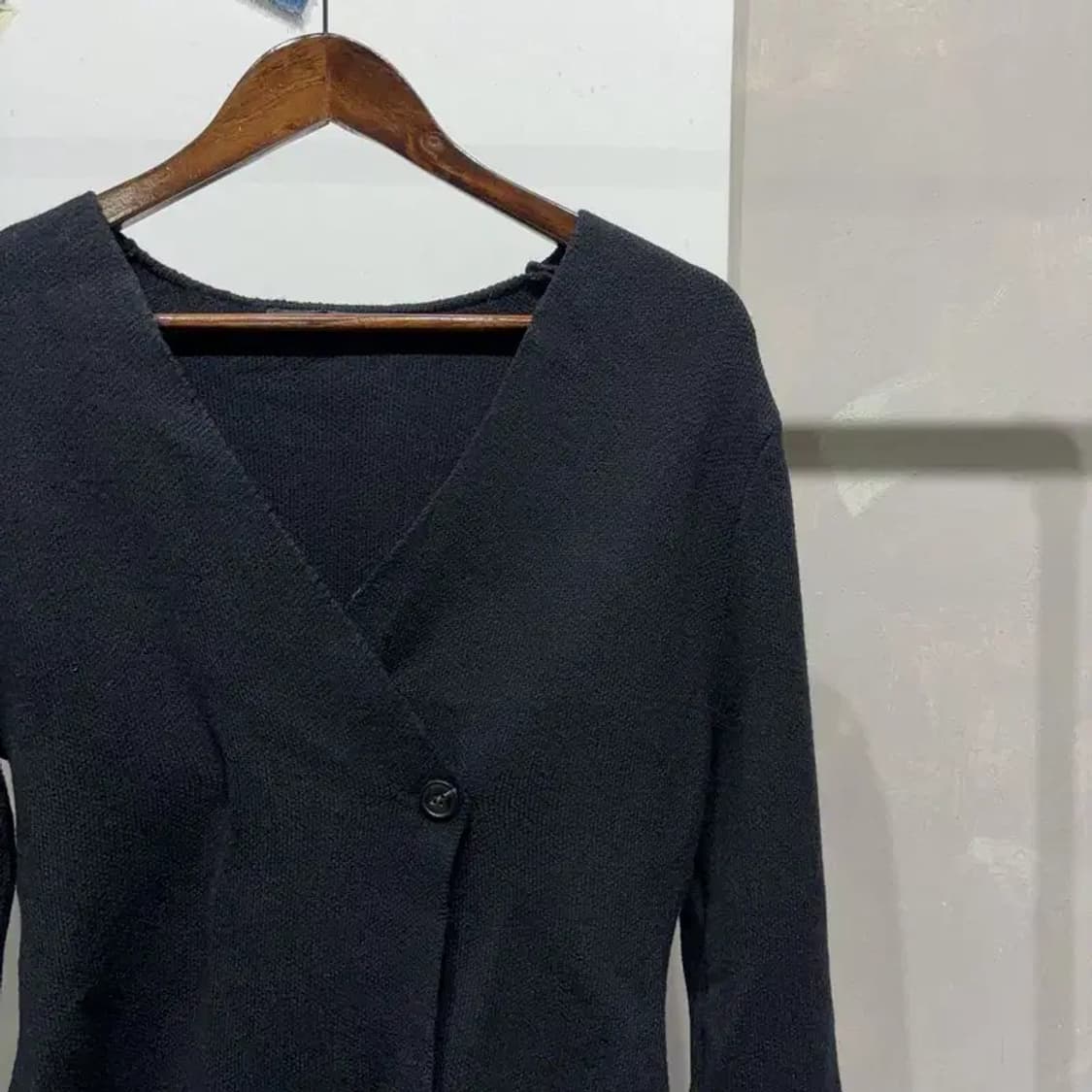 (100) 미쏘 MIXXO 여성 캐주얼 페플럼 니트 가디건 상품이미지3