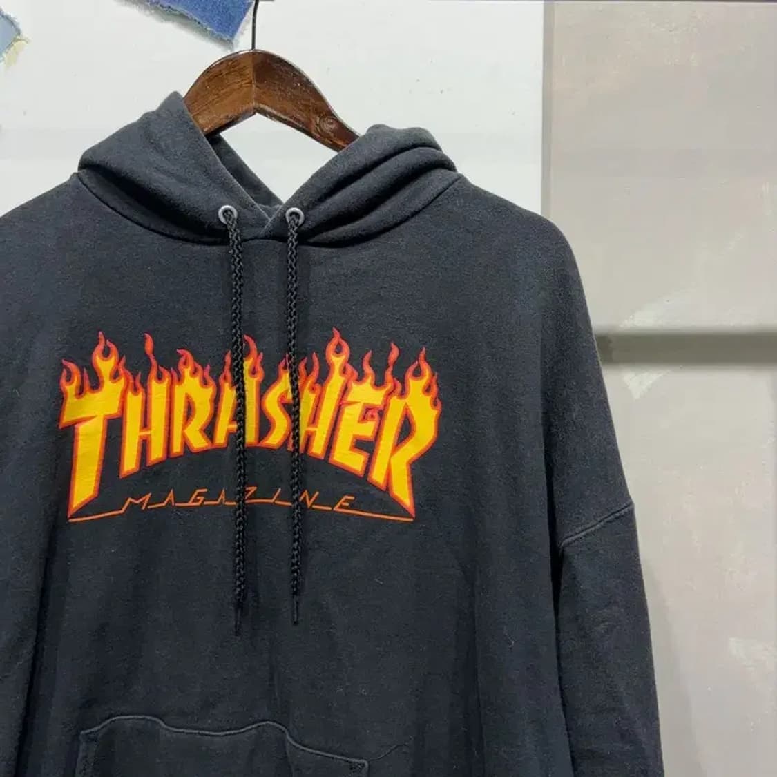 (105) 트래셔 스트릿 캐주얼 빅로고 기모 후드티 상품이미지3