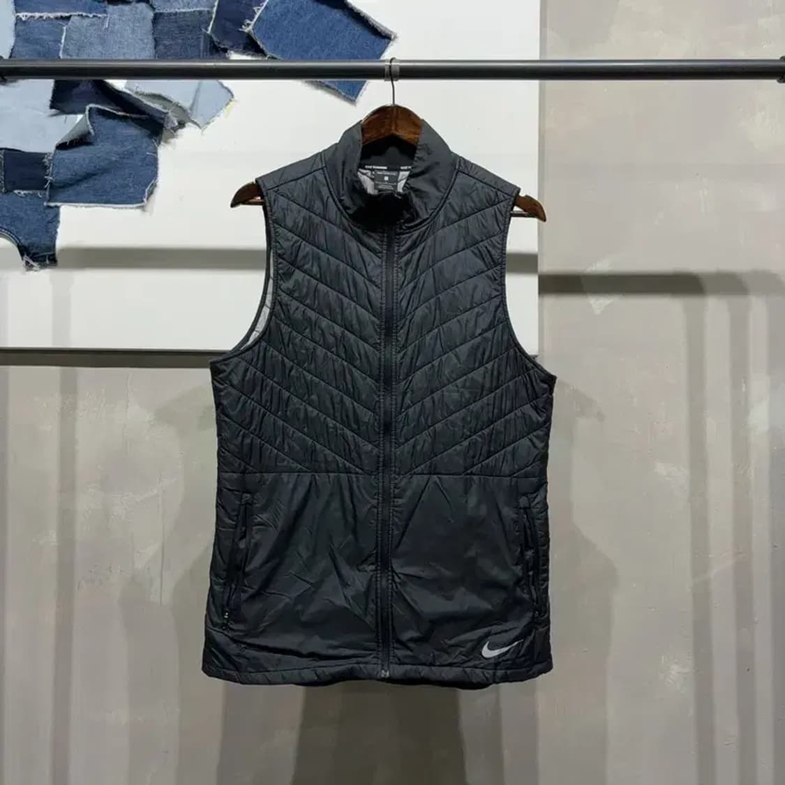 (100) 나이키 런닝 스포츠 에어로 경량 패딩조끼 상품이미지1