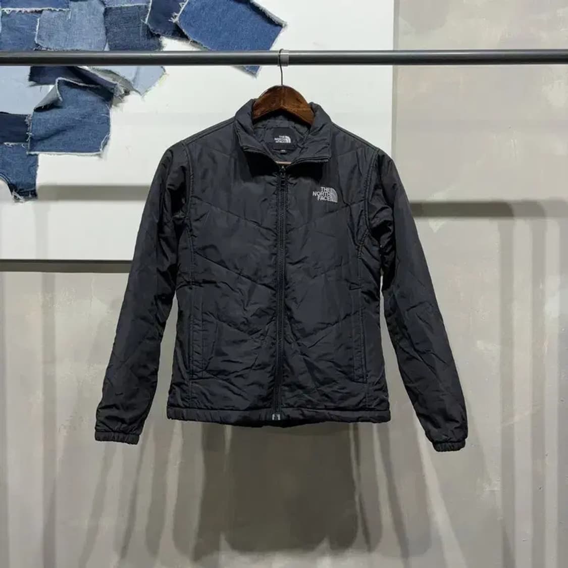 (85) 노스페이스 여성 등산 아웃도어 경량패딩 자켓 상품이미지1