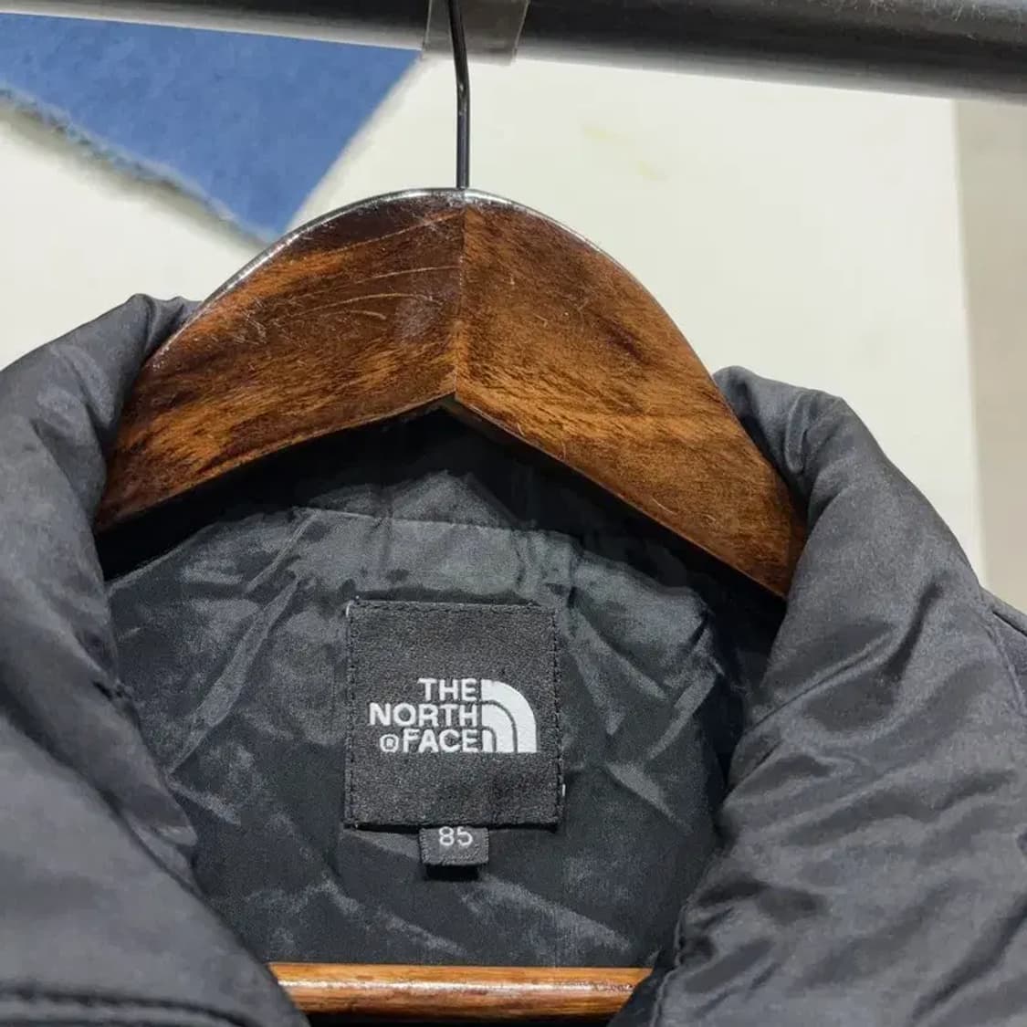 (85) 노스페이스 여성 등산 아웃도어 경량패딩 자켓 상품이미지2
