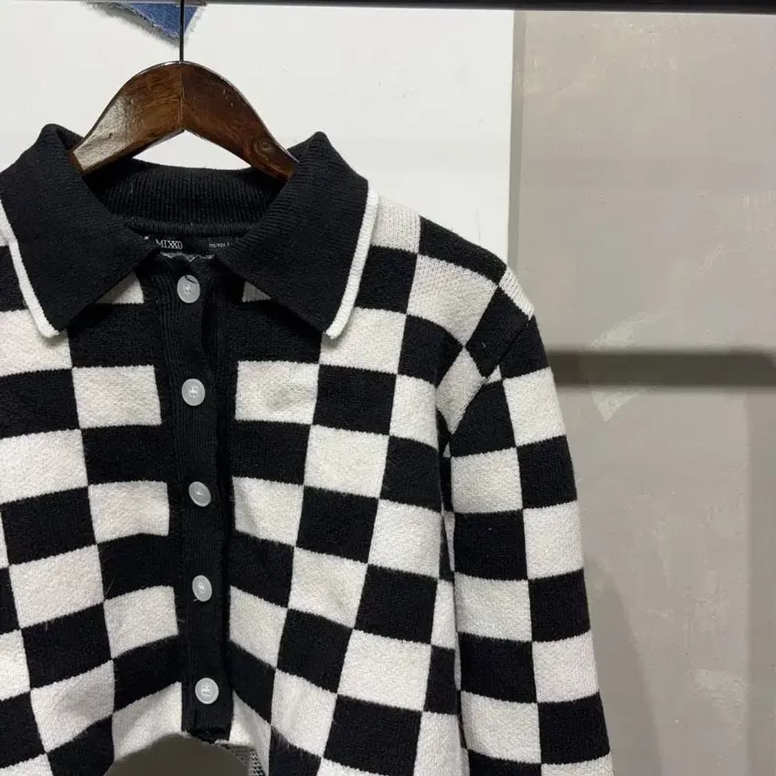 (95) 미쏘 MIXXO 여성 캐주얼 카라 체커보드 크롭 가디건 상품이미지3