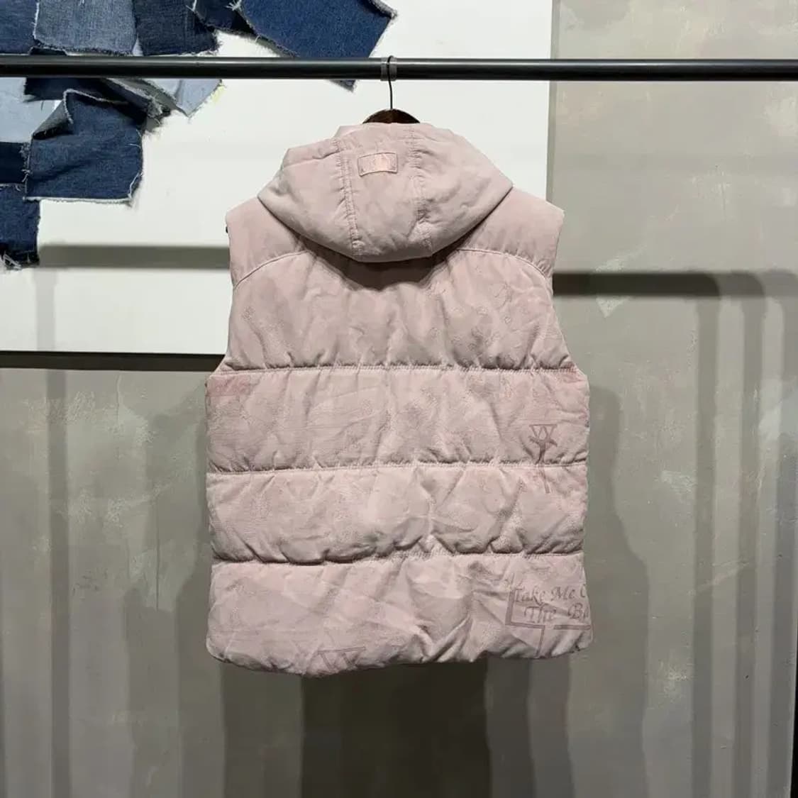 (95) MLB 샌디에고 여성 핑크 스웨이드 자수 패딩 조끼 상품이미지4