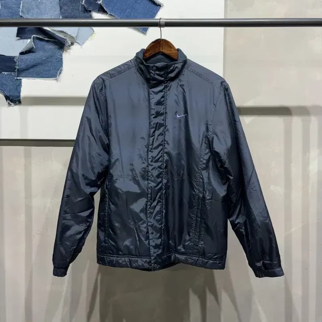 (95) 나이키 캐주얼 운동 자수 네이비 패딩 바람막이 자켓 상품이미지1