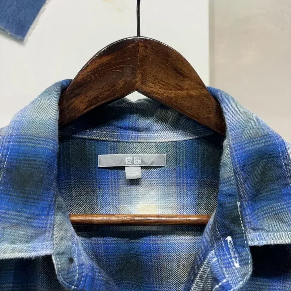 (100) 유니클로 캐주얼 옴브레 투포켓 체크 셔츠 상품이미지2