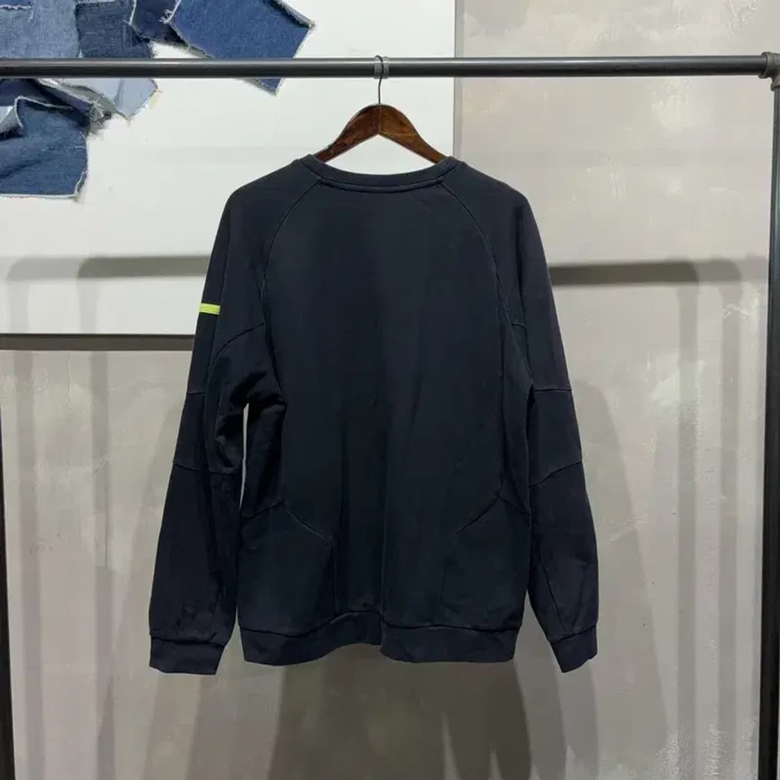 (100) 데상트 캐주얼 스포츠 맨투맨 긴팔 티 상품이미지4