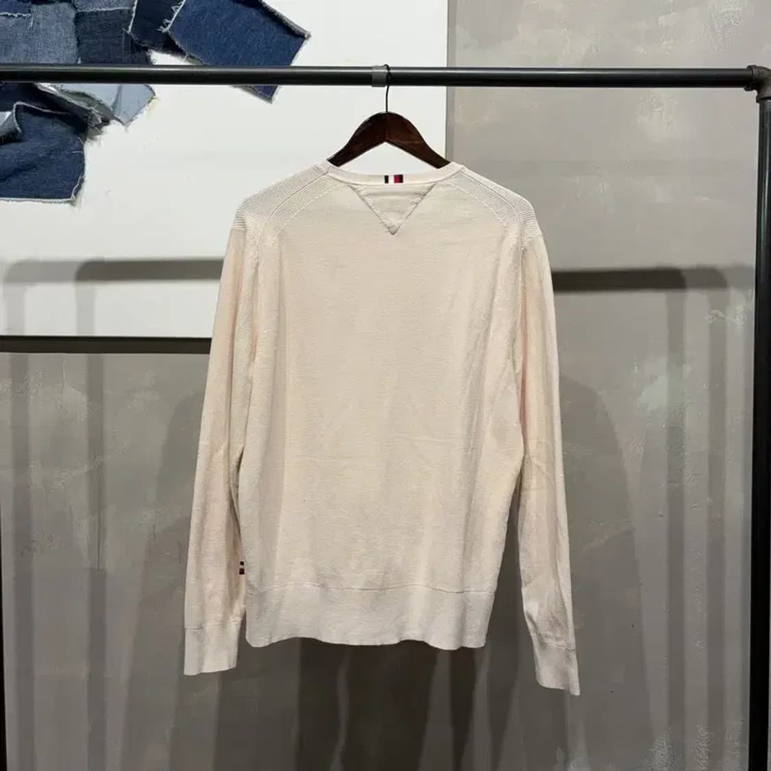 (100) 타미힐피거 캐주얼 클래식 자수 라운드 니트 상품이미지4