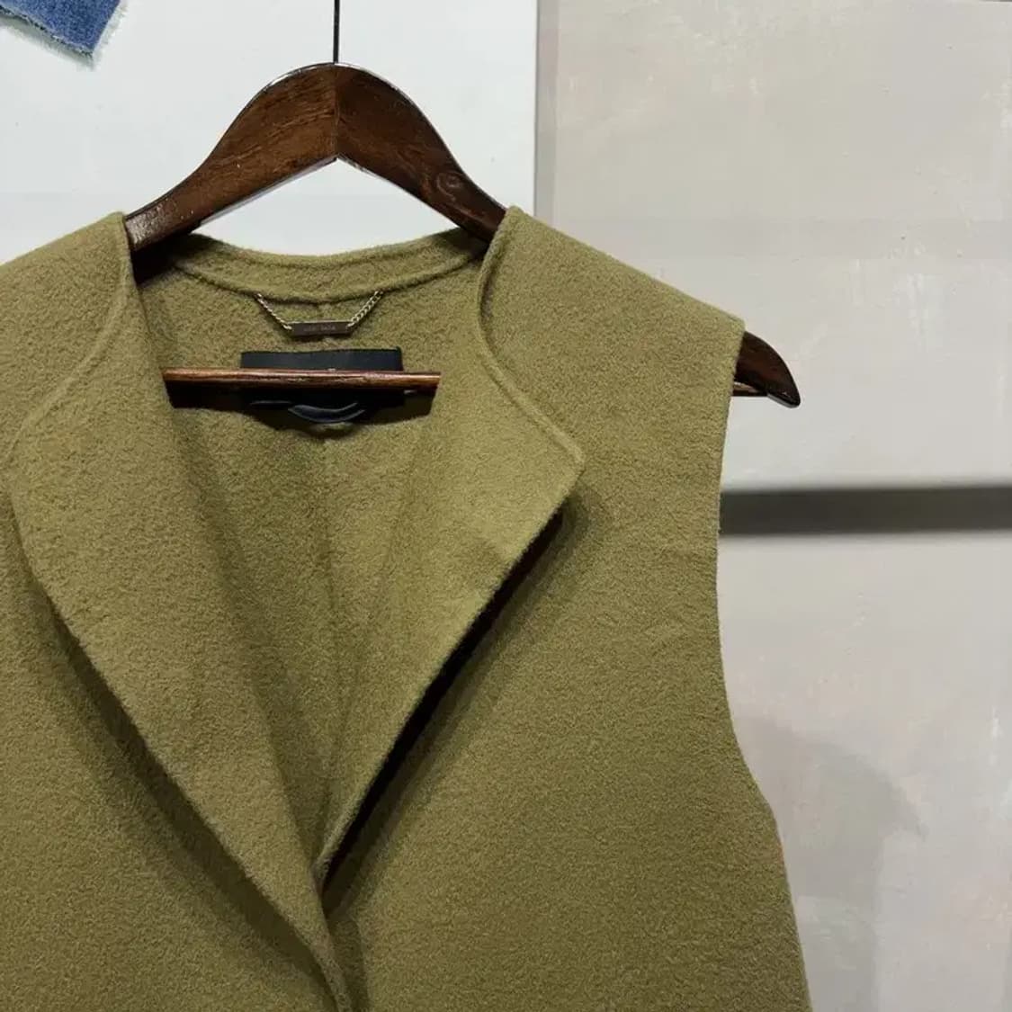 (85) 아이잗바바 여성 캐주얼 캐시미어 슬리브리스 롱코트 상품이미지3