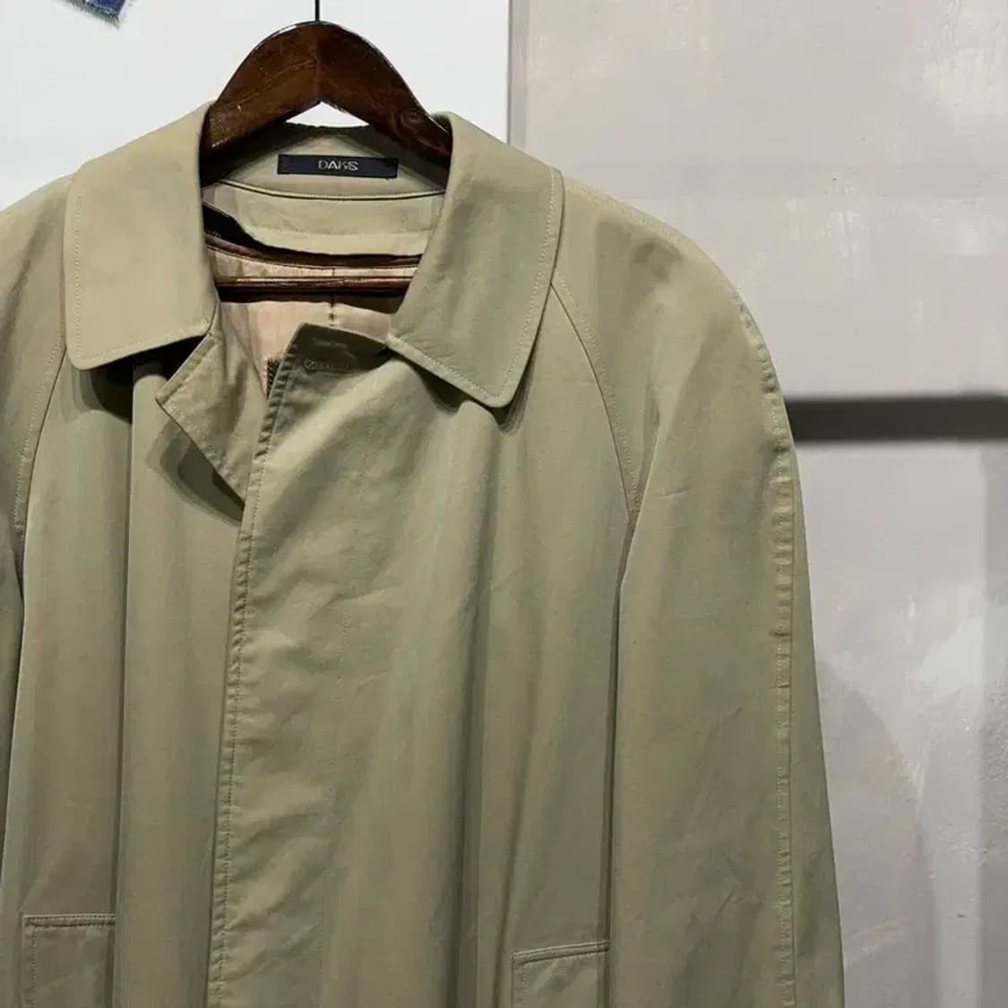 (95) 아쿠아스큐텀 캐주얼 클래식 패디드 트렌치 코트 상품이미지3