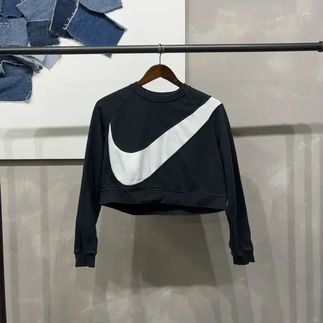 (80) 나이키 여성 캐주얼 빅스우시 크롭 기모 맨투맨 긴팔 티 상품이미지1