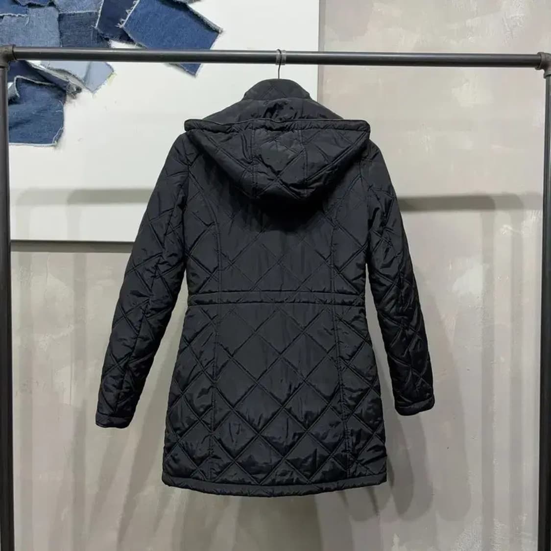 (80) DKNY 여성 캐주얼 퀼팅 롱 경량패딩 상품이미지4