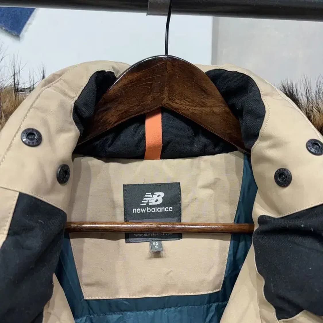 (90) 뉴발란스 여성 캐주얼 패트롤 구스다운 거위털 패딩 상품이미지2