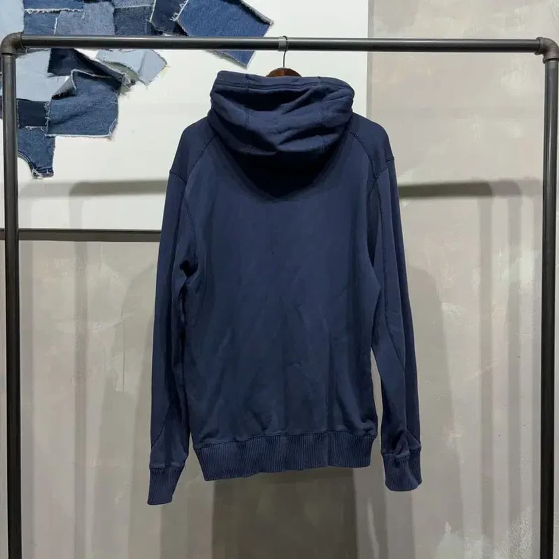 (100) 나이키 조던 스트릿 캐주얼  프린팅 네이비 후드티 상품이미지4