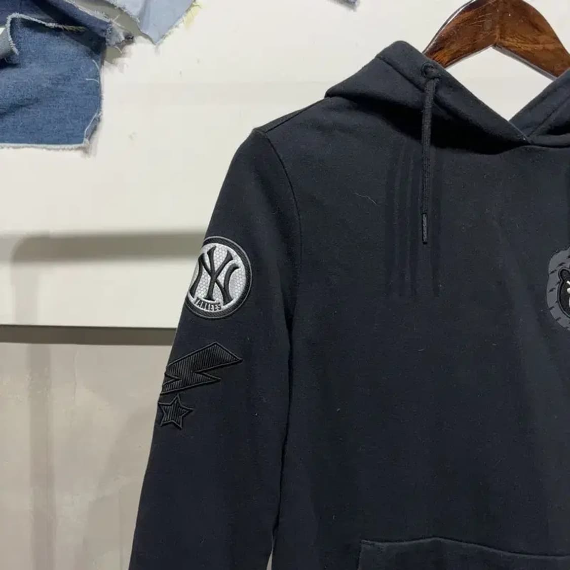 (90) MLB 여성 뉴욕양키스 스트릿 캐주얼 자수 후드티 상품이미지4
