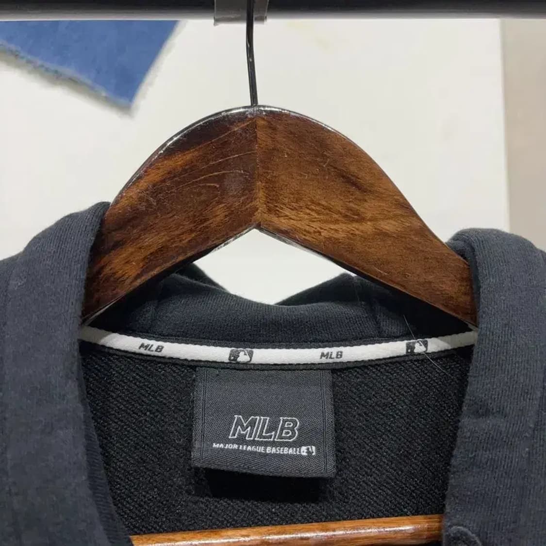 (90) MLB 여성 뉴욕양키스 스트릿 캐주얼 자수 후드티 상품이미지5