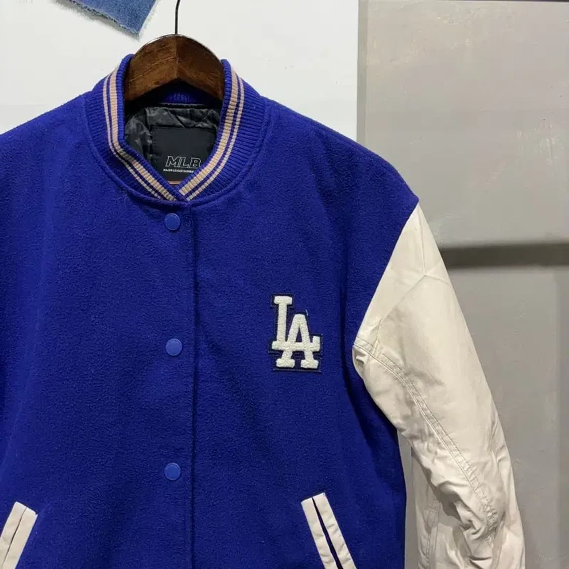 (85) MLB LA다저스 여성 스트릿 야구잠바 바시티점퍼 상품이미지3