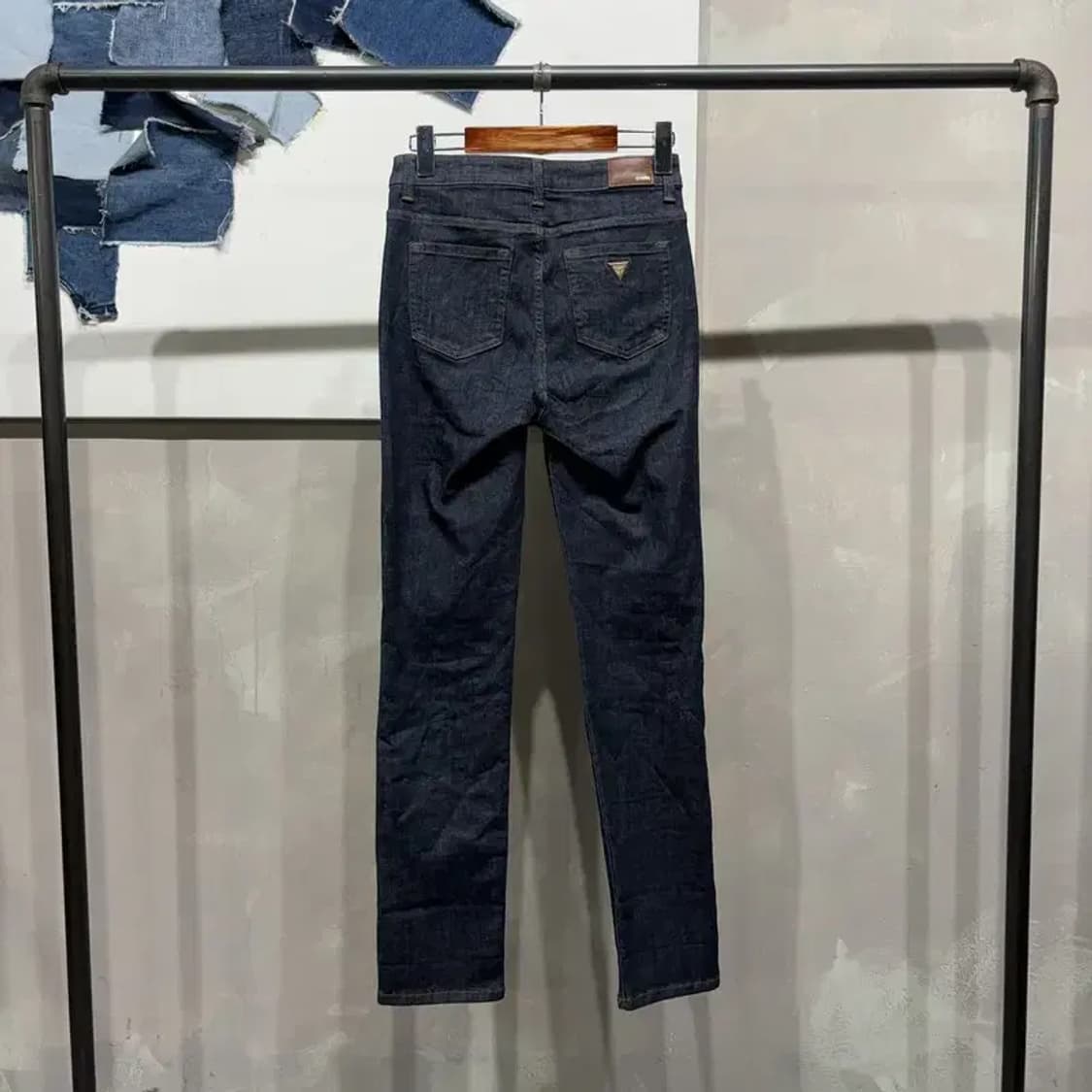 (25인치) 게스 여성 캐주얼 스판 진청바지 데님팬츠 상품이미지3