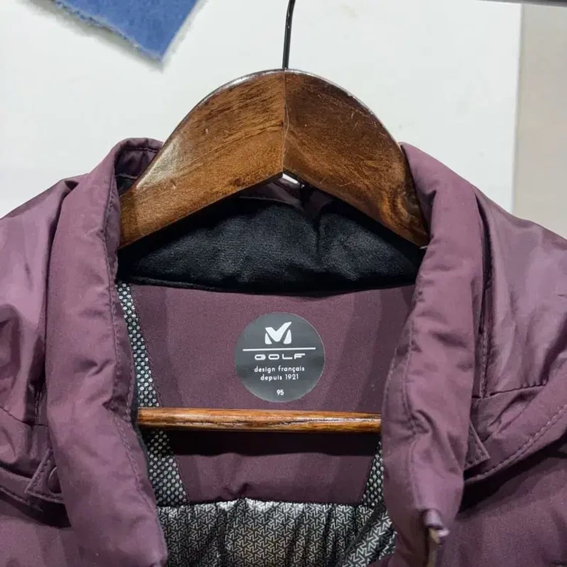 (95) 마운틴하드웨어 여성 아웃도어 구스다운 경량 하프패딩 상품이미지2