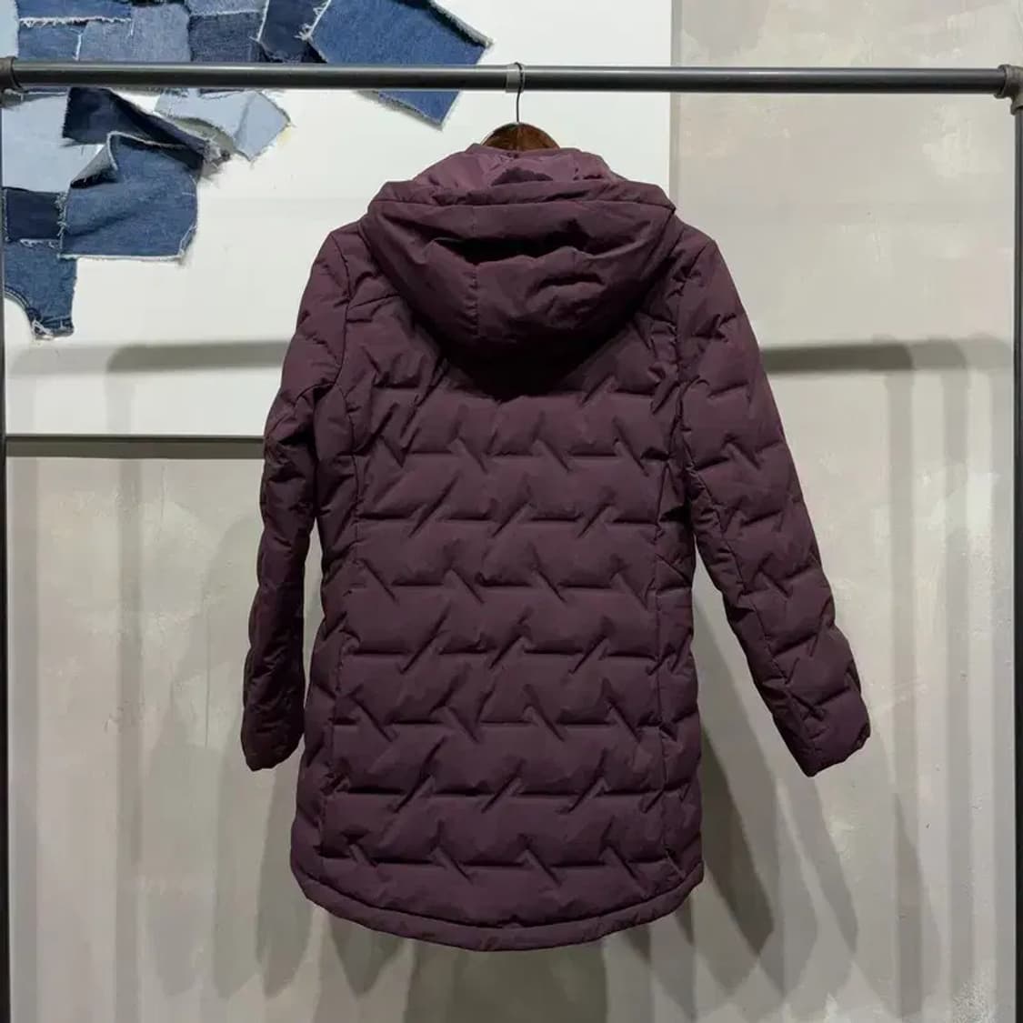 (95) 마운틴하드웨어 여성 아웃도어 구스다운 경량 하프패딩 상품이미지4