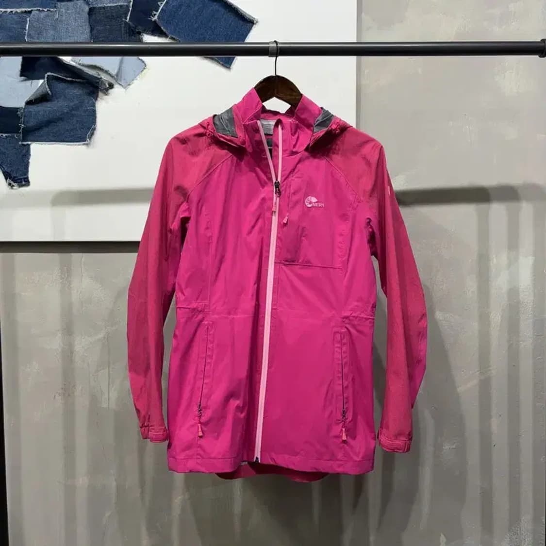 (100) 네파 여성 등산 아웃도어 후드 롱 바람막이 자켓 상품이미지1