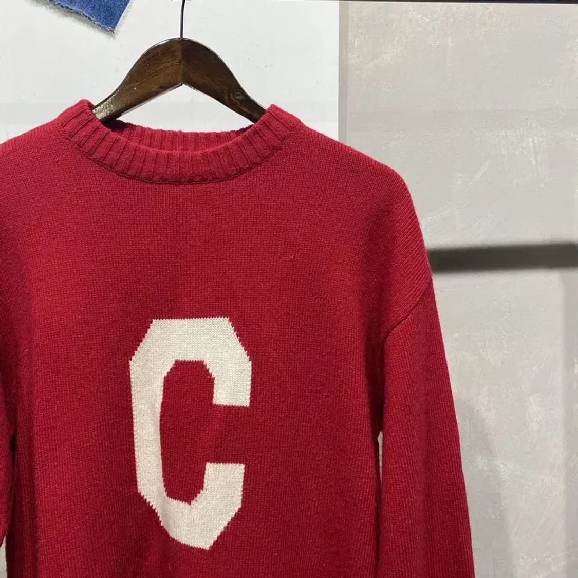 (95) 커버낫 스트릿 캐주얼 로고 라운드 니트 상품이미지3