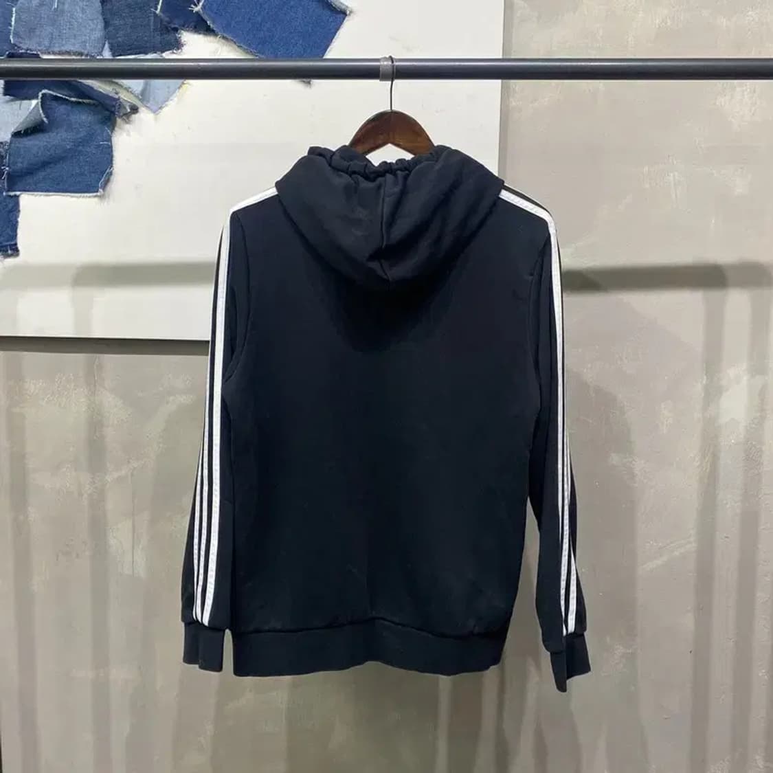 (100) 아디다스 스트릿 캐주얼 로고 자수 후드티 상품이미지4