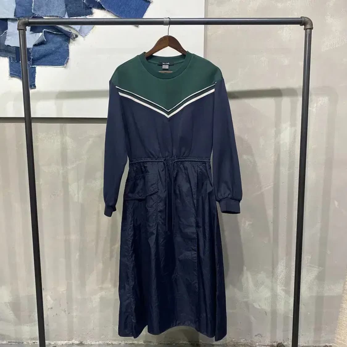 (90) 쥬시쥬디 여성 캐주얼 우븐 배색 롱 원피스 상품이미지1