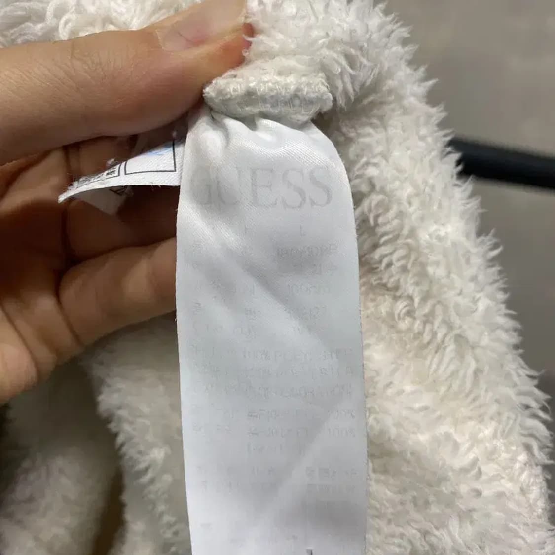 (100) 게스 캐주얼 양털 뽀글이 후리스 후드집업 자켓 상품이미지5