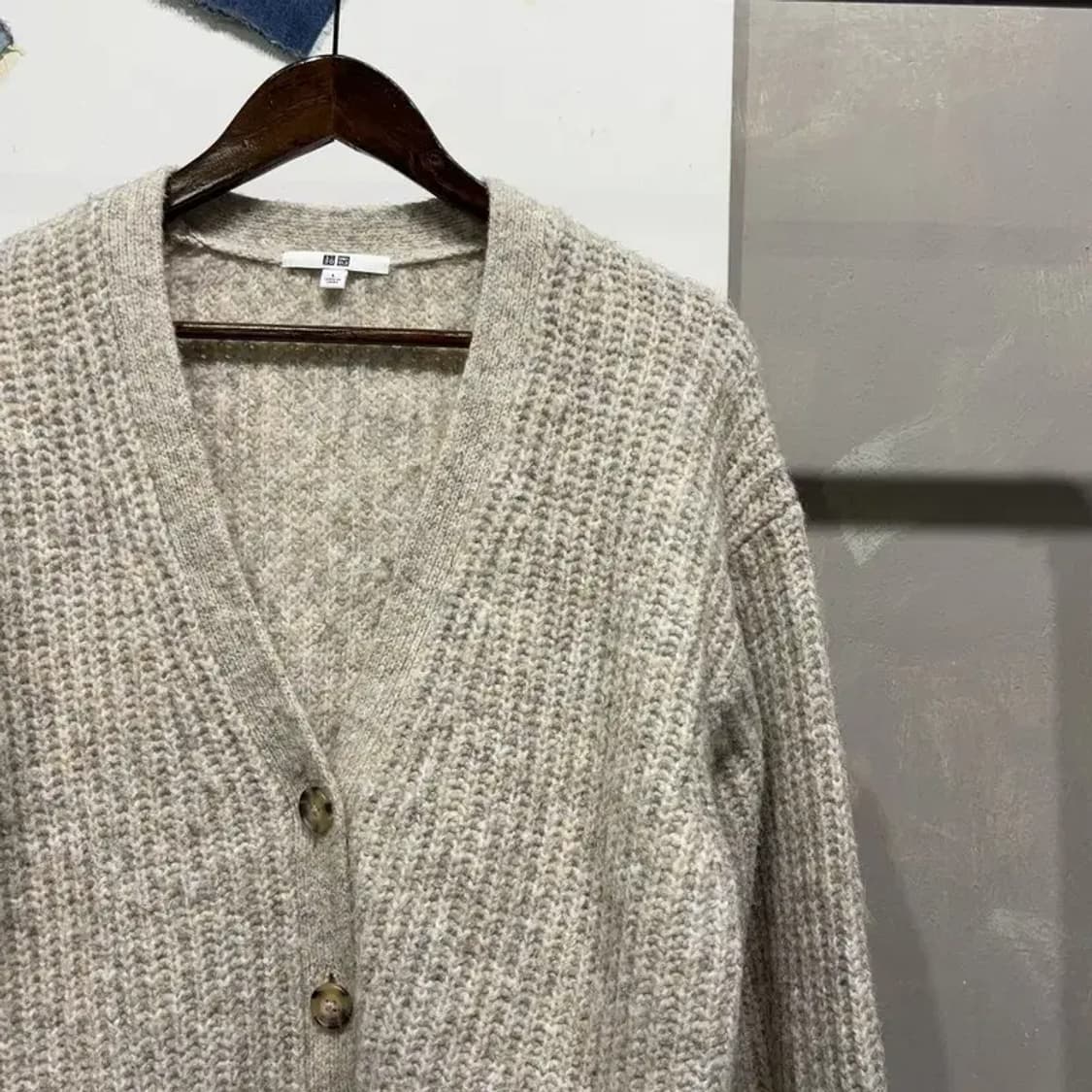 (100) 유니클로 캐주얼 베이직 투포켓 울 니트 가디건 상품이미지3