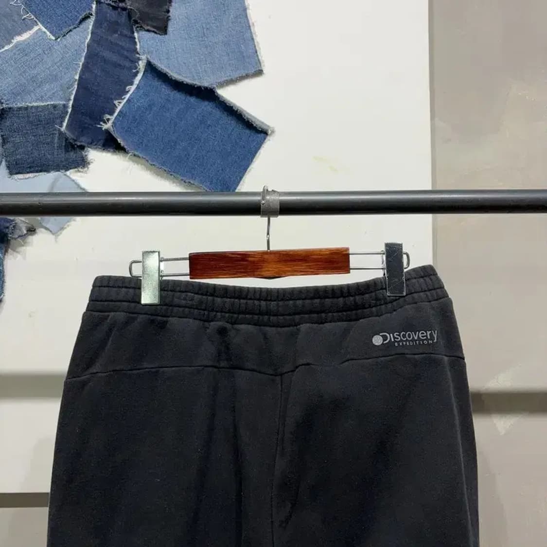 (31~33인치) 디스커버리 캐주얼 밴딩 기모 조거팬츠 운동바지 상품이미지4