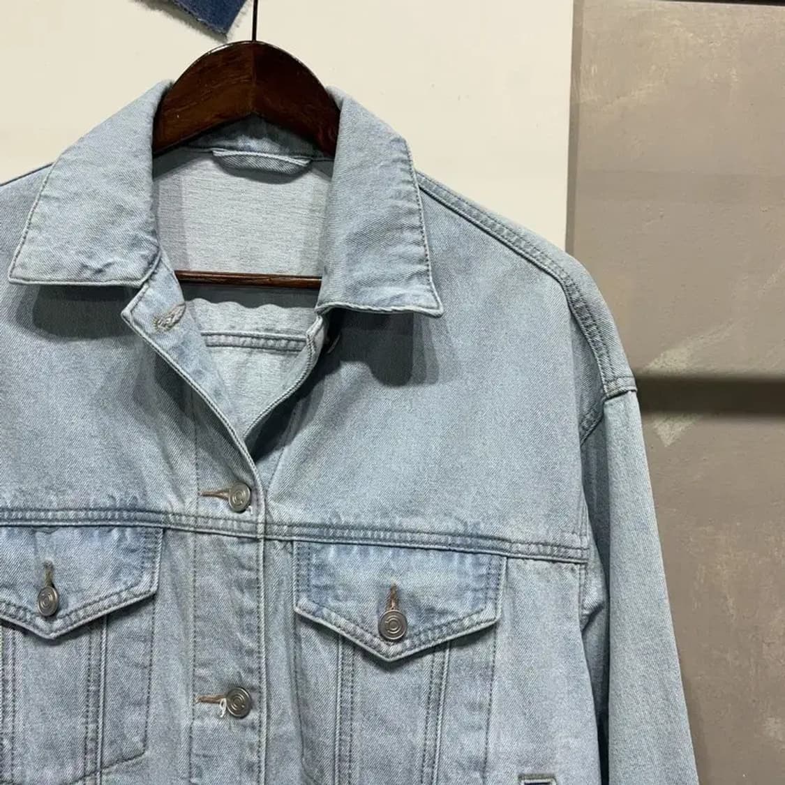 (85) 에잇세컨즈 여성 캐주얼 연청데님 트러커 자켓 상품이미지3