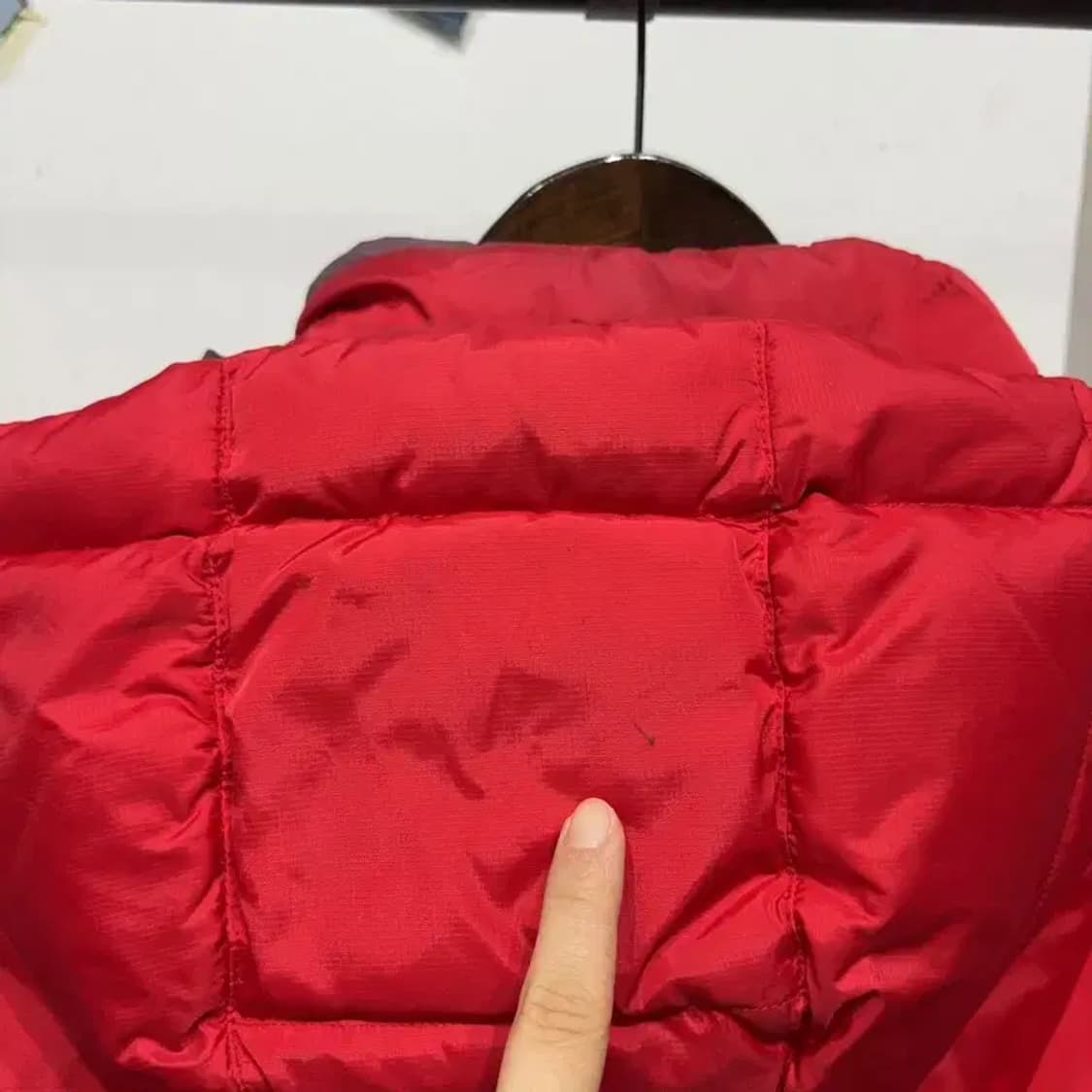 (100) 데상트 아웃도어 캐주얼 덕다운 오리털 후드 패딩 상품이미지10