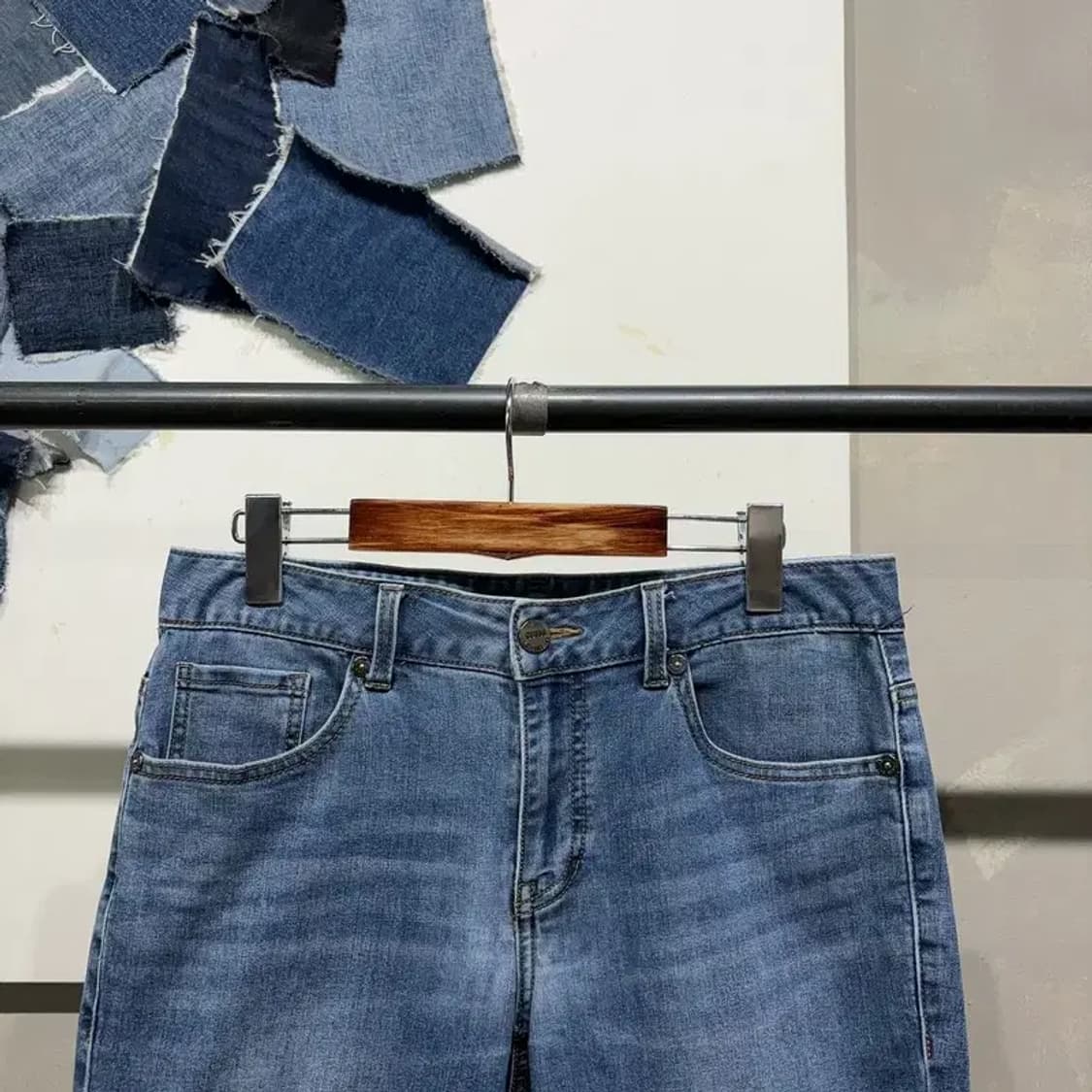 (30인치) 게스 캐주얼 워싱 스판 진청바지 데님팬츠 상품이미지2