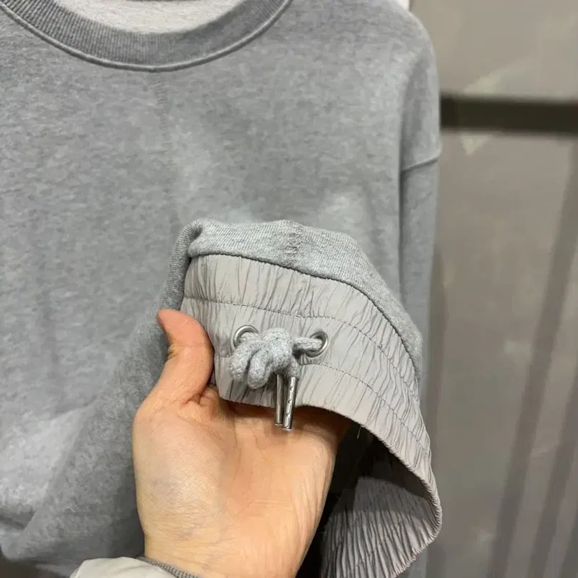 (100) 플랙진 스트릿 캐주얼 그레이 맨투맨 긴팔 티 상품이미지5