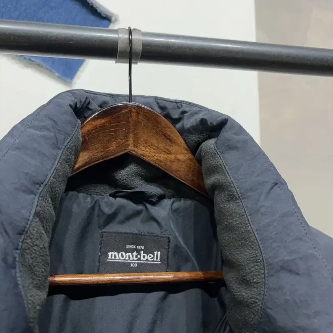 (100) 몽벨 등산 아웃도어 웜업 헤비 패딩 자켓 상품이미지2