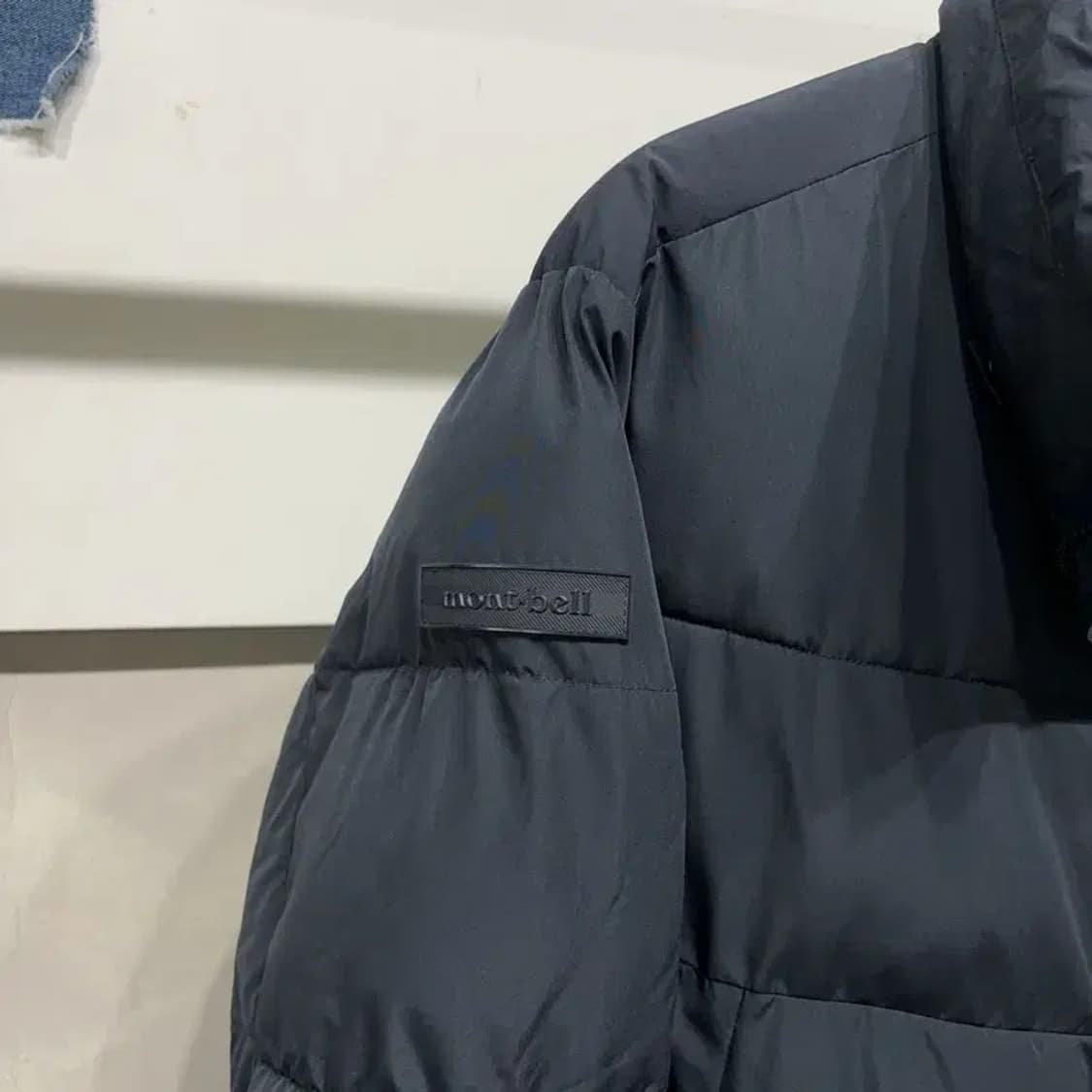(100) 몽벨 등산 아웃도어 웜업 헤비 패딩 자켓 상품이미지5