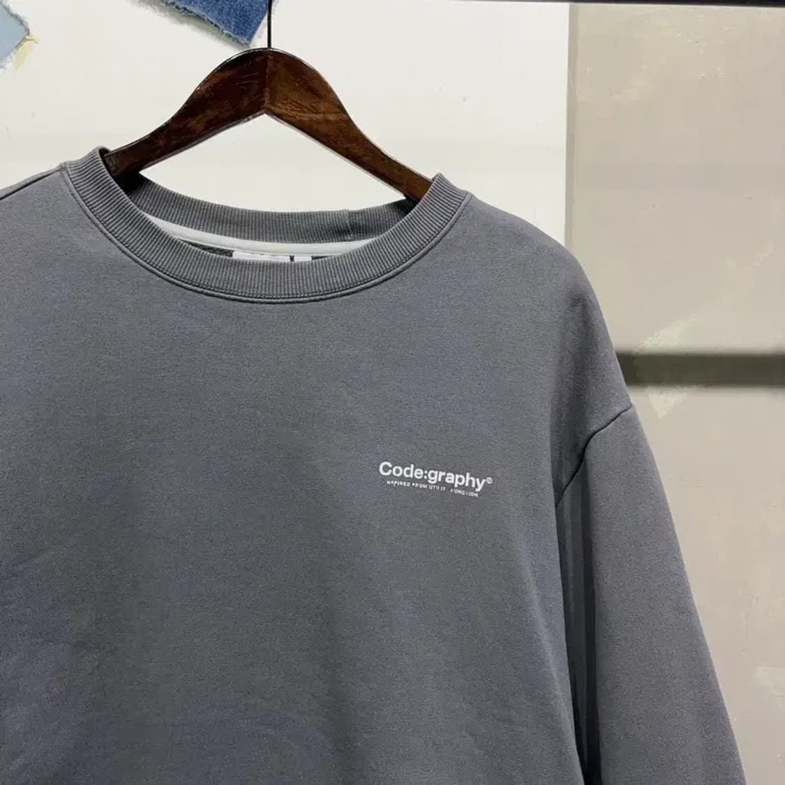 (95) 코드그라피 스트릿 캐주얼 프린팅 기모 맨투맨 긴팔 티 상품이미지3