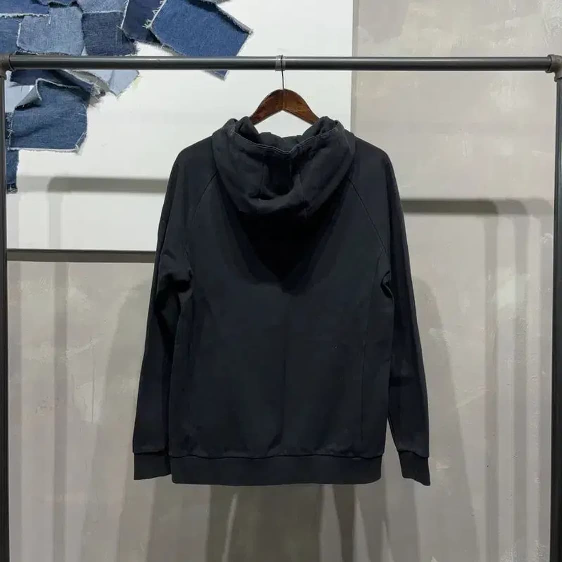 (105) 데상트 스트릿 캐주얼 로고 프린팅 후드티 상품이미지4