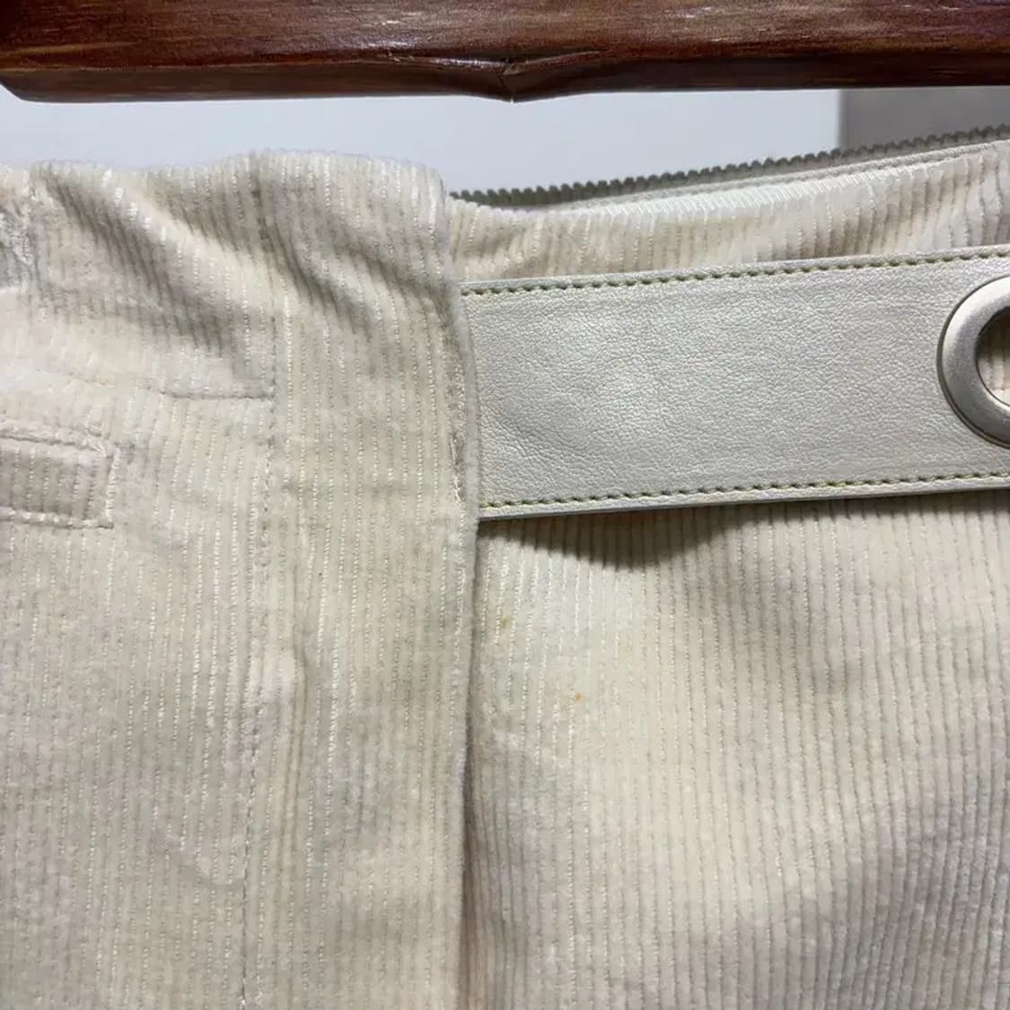 (24인치) 듀엘 여성 캐주얼 코듀로이 골덴 벨티드 미디 스커트 상품이미지6