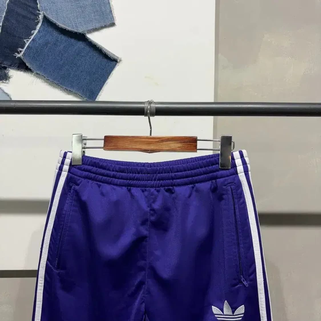 (26~28인치) 아디다스 여성 파이어버드 퍼플 운동바지 트레이닝팬츠 상품이미지2