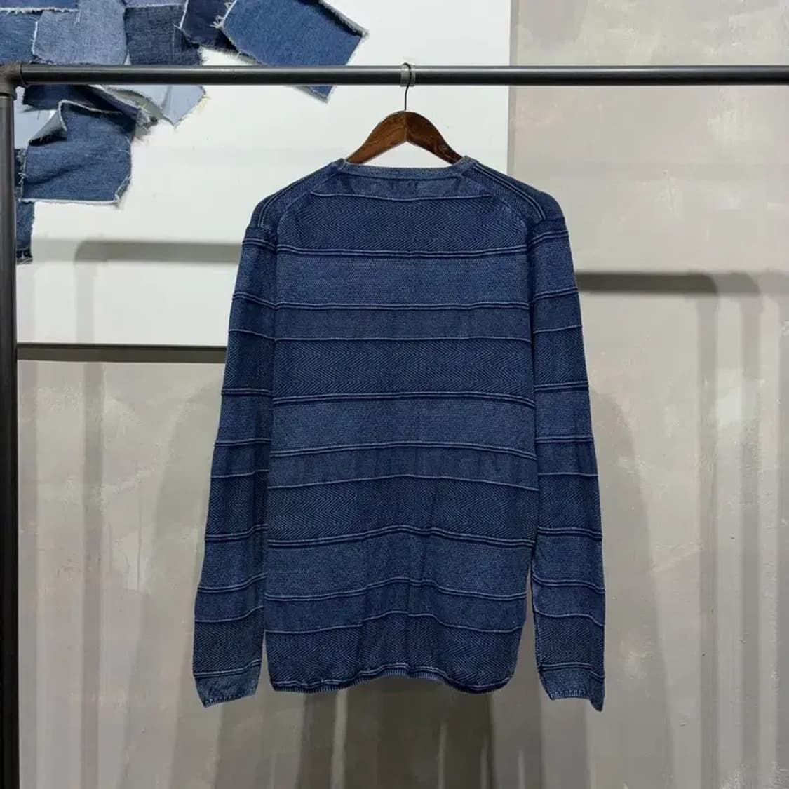 (100) 망고 캐주얼 스트릿 패턴 라운드 니트 상품이미지4