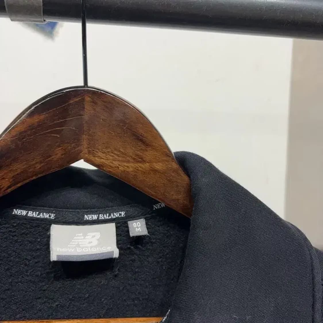 (90) 뉴발란스 여성 캐주얼 반집업 기모 크롭 맨투맨 긴팔 티 상품이미지2