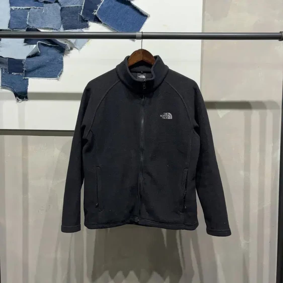 (95) 노스페이스 여성 캐주얼 자수 후리스 플리츠 자켓 상품이미지1