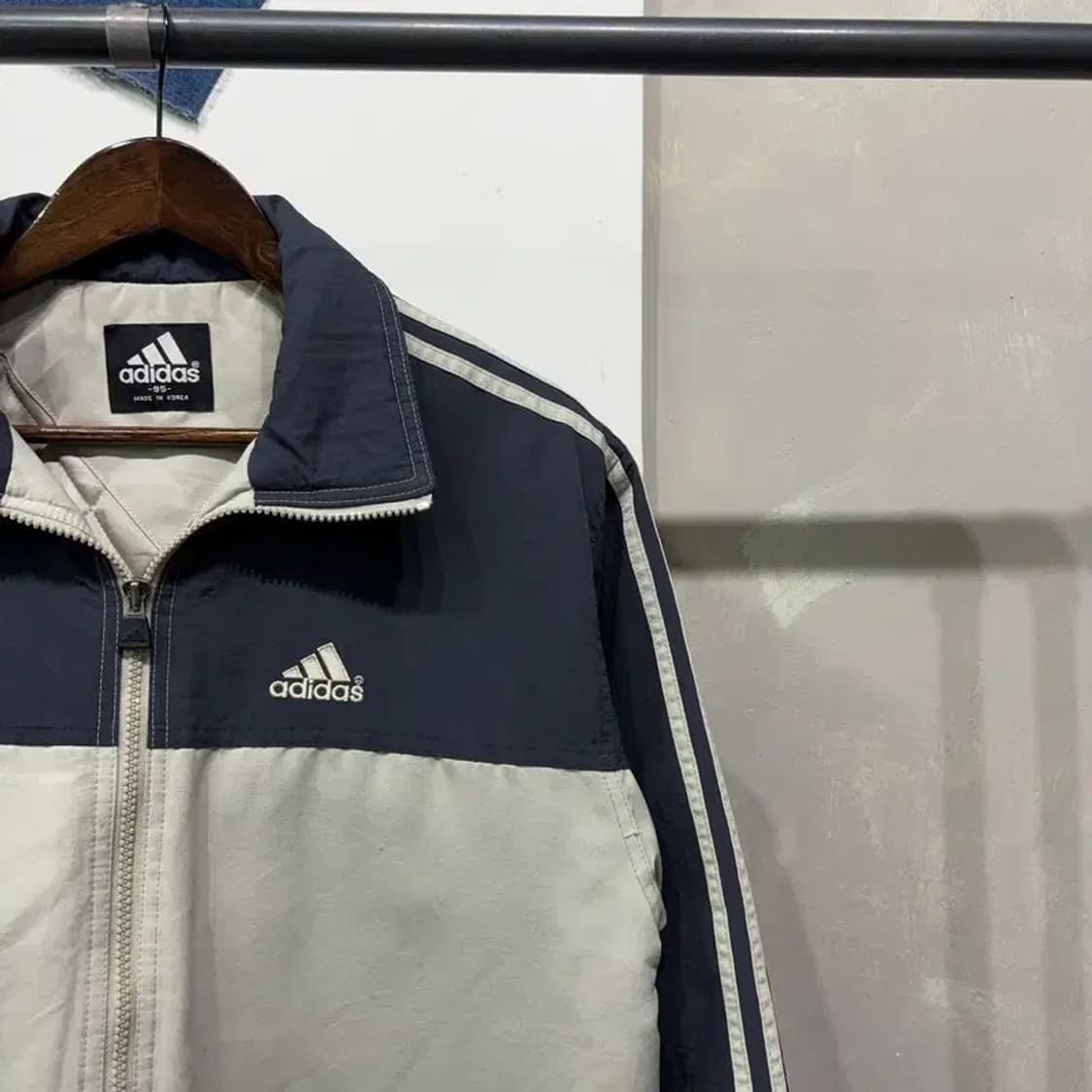 (100) 아디다스 올드스쿨 스트릿 배색 누빔 패딩 자켓 상품이미지3